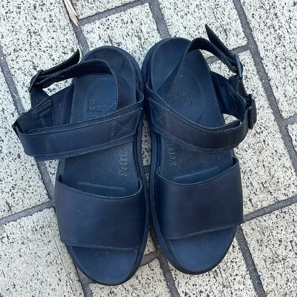 Dr. Martens Voss Leather Strap Sanndals - Picture 3 of 8